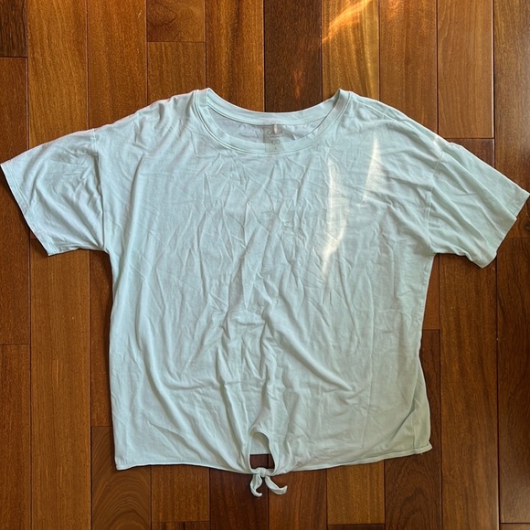 Calia by Carrie Underwood light green shirt - Picture 1 of 5